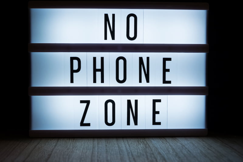 'no phone zone' text in lightbox